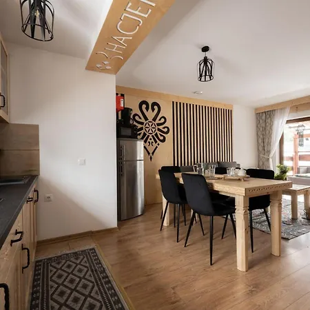 Hacienda Blizniaczy Z Widokiem Na Tatry شاليه كوشتيليسكا